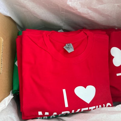 https://cdn.gorilladash.com/images/media/19509814/fully-promoted-usa-branded-tees-square-68dad1a3bf78a.jpg?auto=webp&crop=1%3A1%2Csmart&width=400