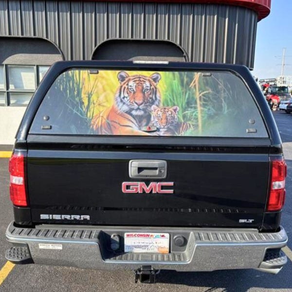 Vehicle Graphic: Tiger Truck