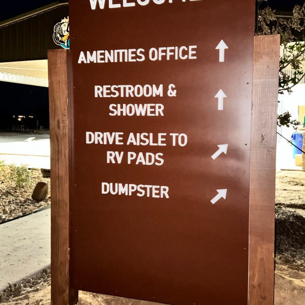 Guide Visitors with Confidence: The Power of Wayfinding Exterior Signage