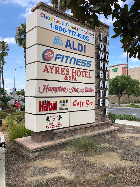 Business & Company Signs