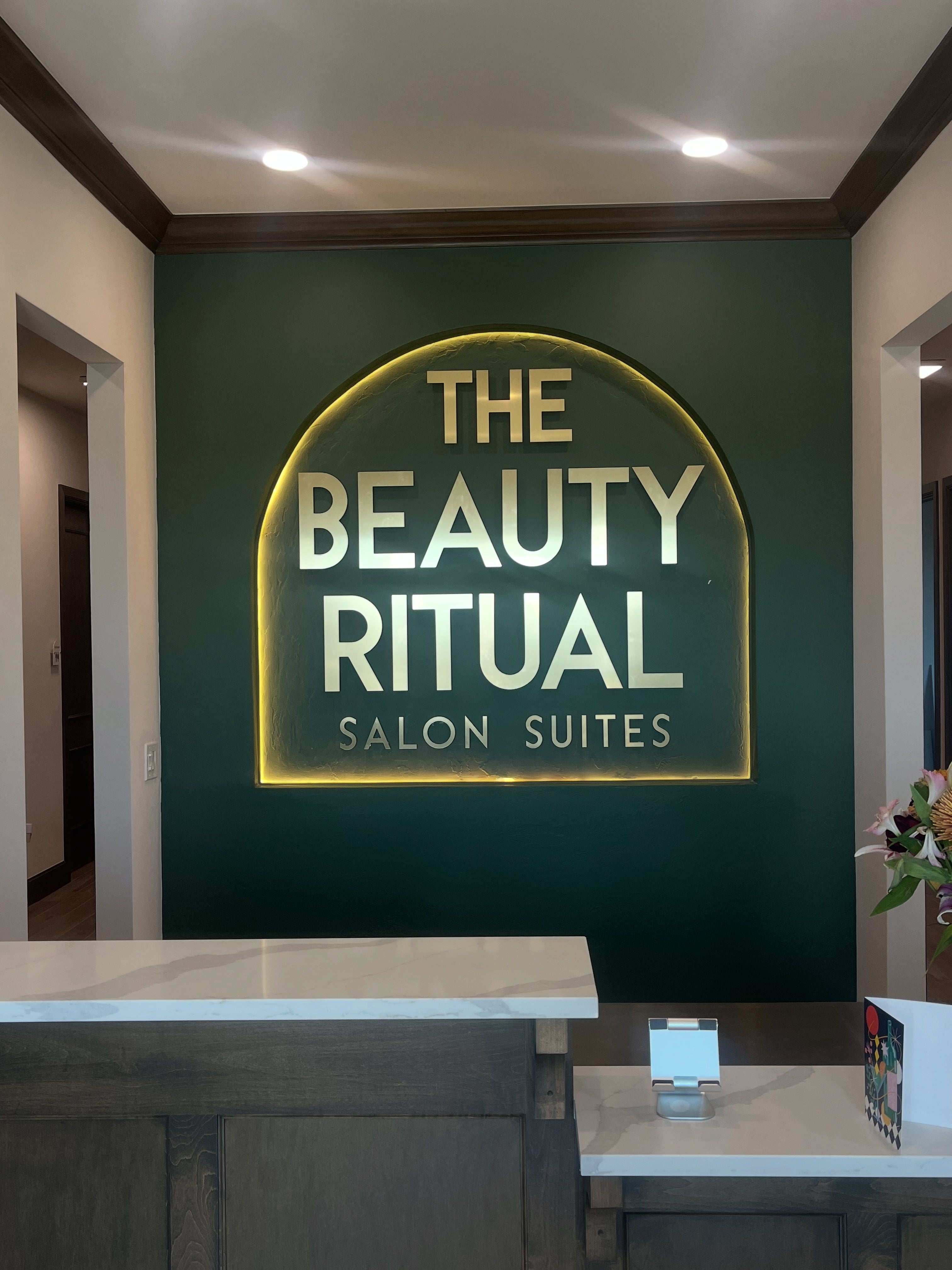 Business & Company Signs