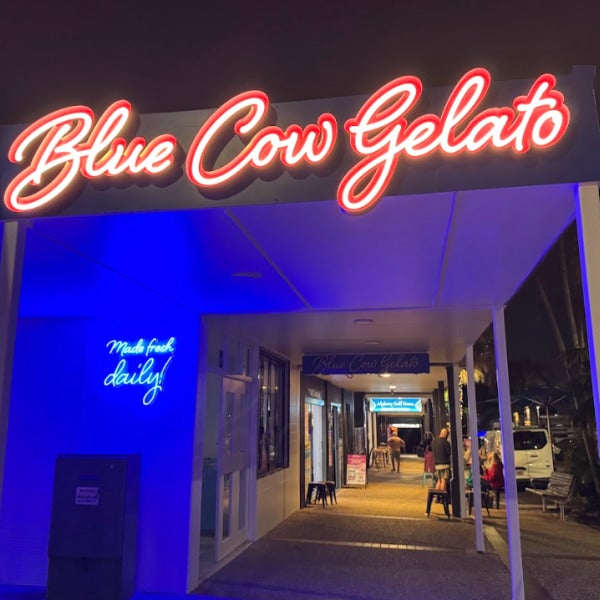 3D Illuminated Signs, Lightbox, Paint Lettering, Window Graphics and Vinyl Wrapping
