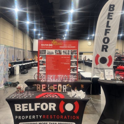 https://cdn.gorilladash.com/images/media/19680836/fully-promoted-usa-belfor-property-restoration-trade-show-booth-square-68f2aab523bb4.jpg?auto=webp&crop=1%3A1%2Csmart&width=400