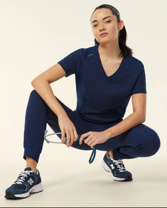 Invigorate Bakken Scrub Jogger