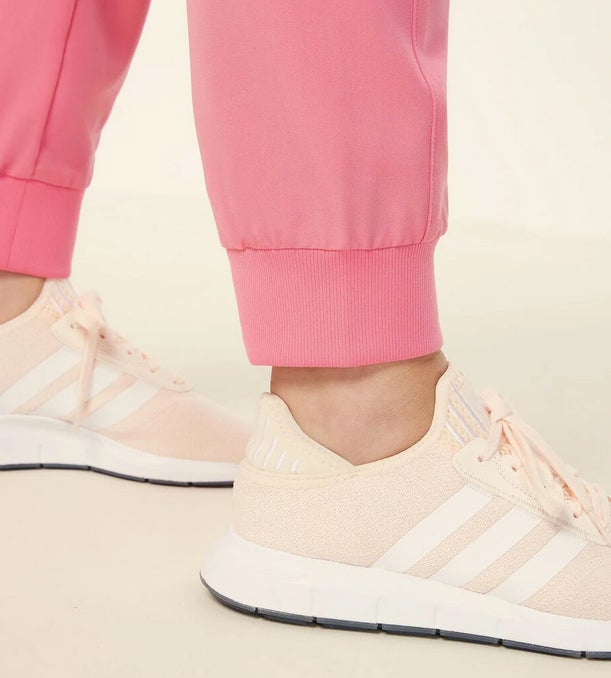 Invigorate Bakken Scrub Jogger