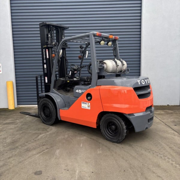 Used Toyota LPG Forklift #W320