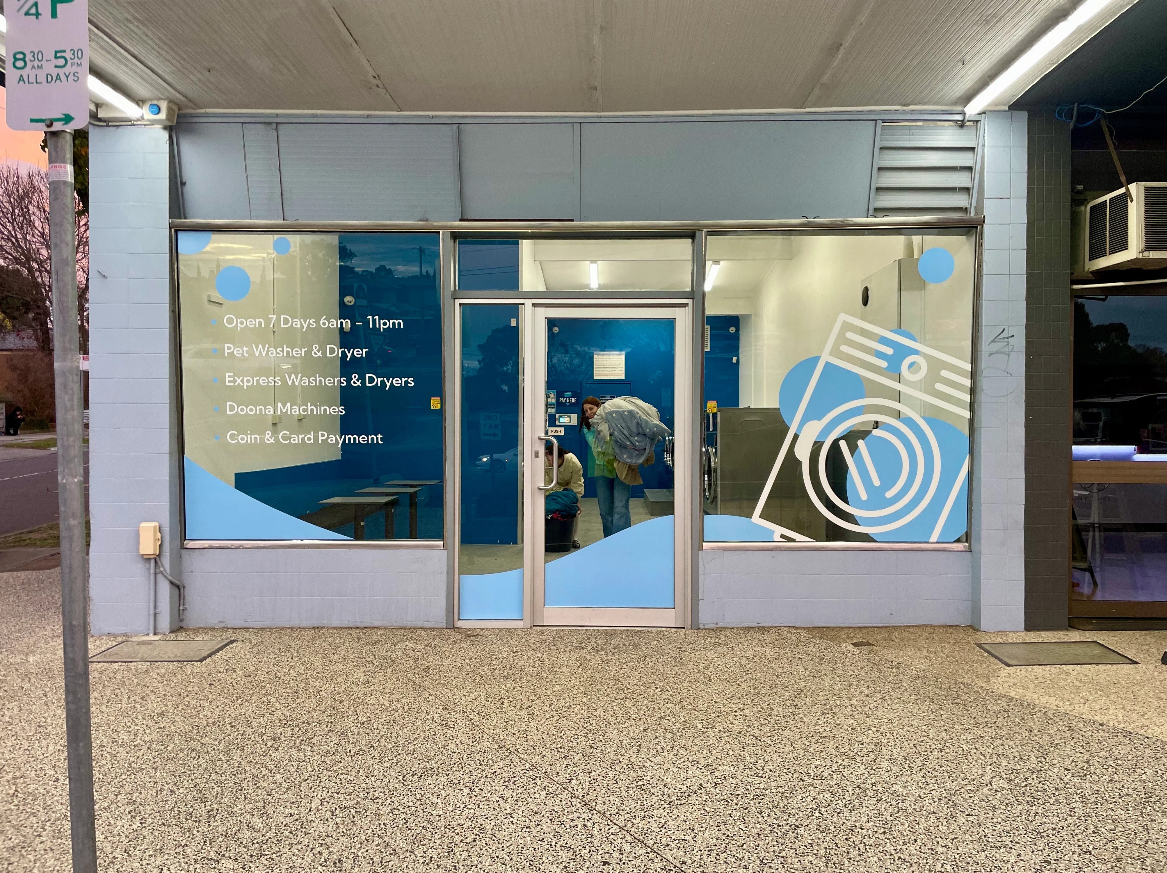 Shop Front Signage - Wash Central Coin Laundry - Forest Hill VIC.