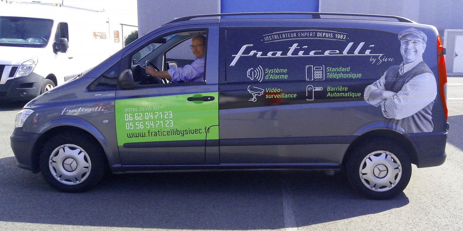 Lettrage voiture