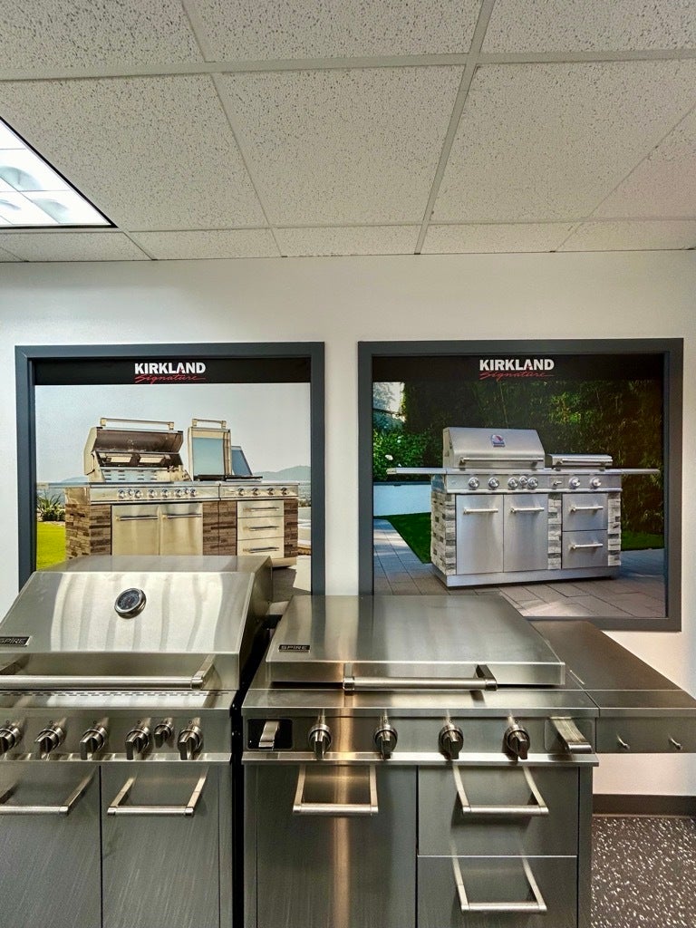 Transforming a Lobby into a Showroom: Allied Marketing’s Window Graphics, Issaquah, WA