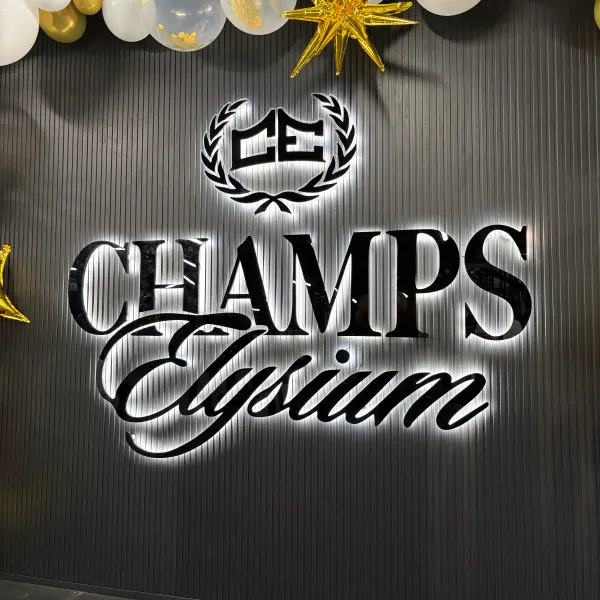 Champ Elysium Inside With Balloons