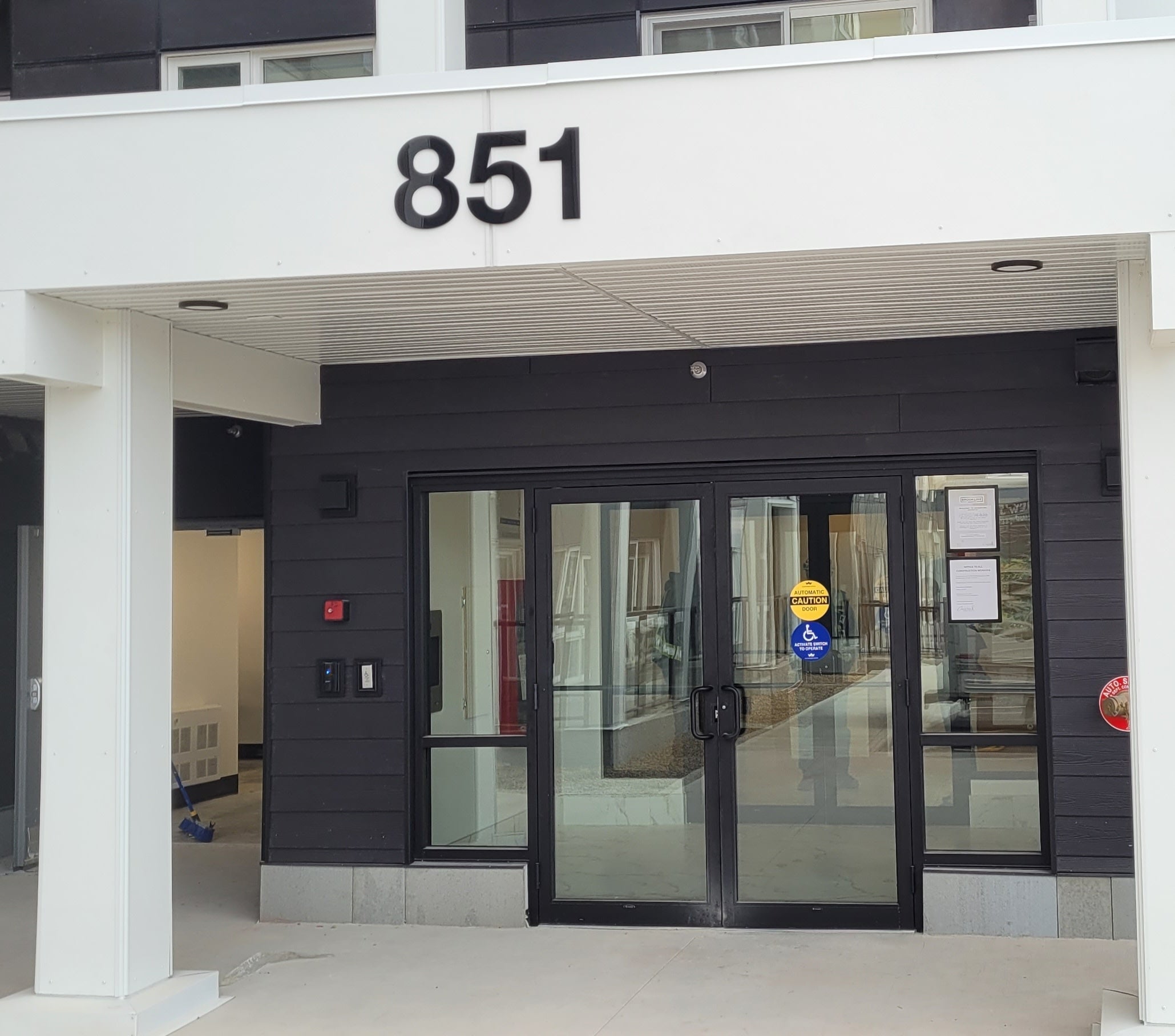 Exterior Acrylic Letters for Magana Management in Edmonton, AB