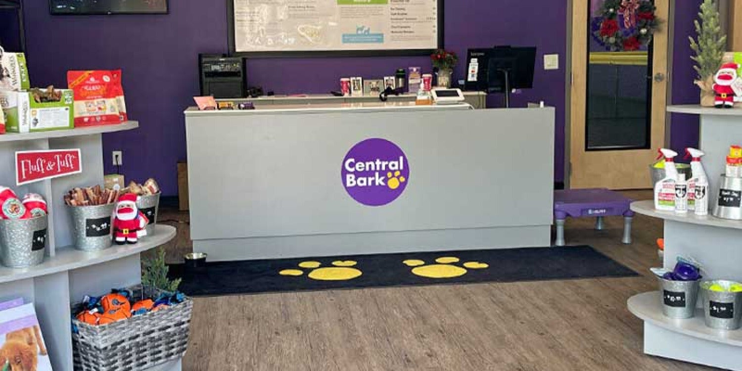 Central Bark® Triumphs with 15% Growth in Q3 as Franchisees Shine Central Bark® Triumphs with 15% Growth in Q3 as Franchisees Shine