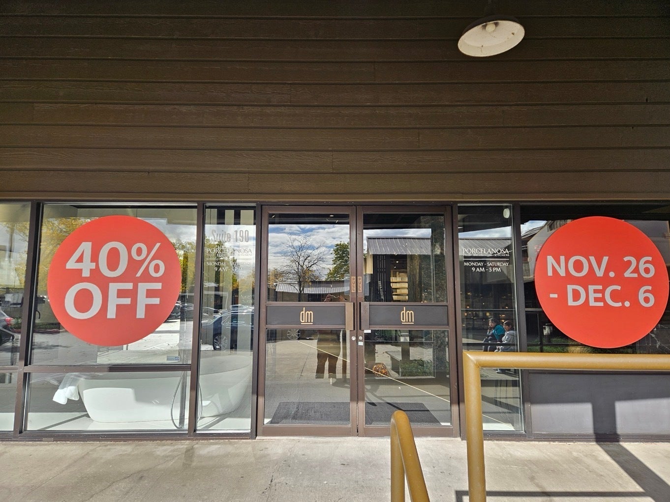Porcelanosa Bellevue Gears Up for Holiday Shopping with High Visibility Window Graphics - Bellevue, WA