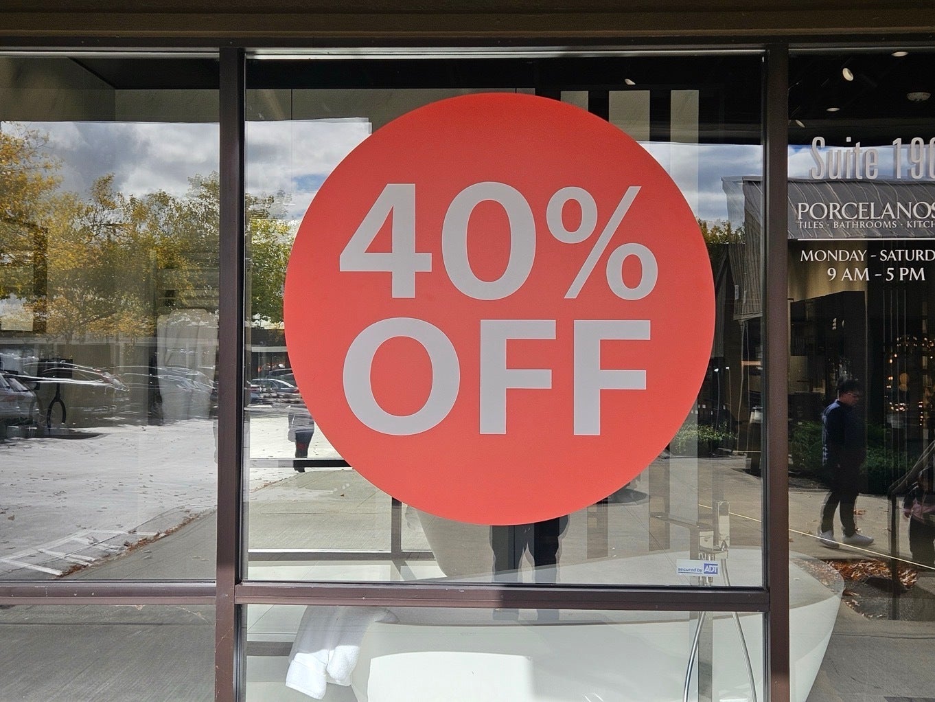 Porcelanosa Bellevue Gears Up for Holiday Shopping with High Visibility Window Graphics - Bellevue, WA