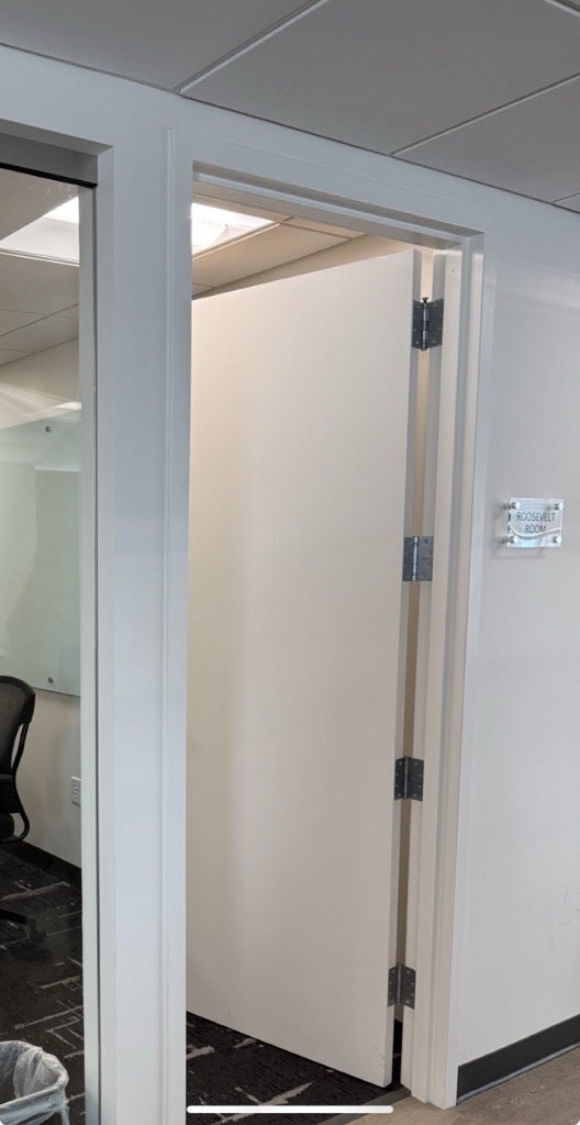 Transforming ITCON’s Vienna Headquarters: Frosted Conference Rooms & Modern ADA Signage by Signarama Tysons Corner