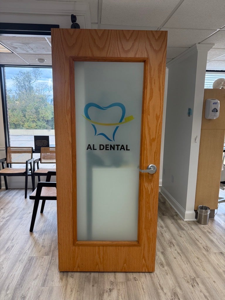AL Dental Vienna Gets New Acrylic Lobby Sign and Door Frosting