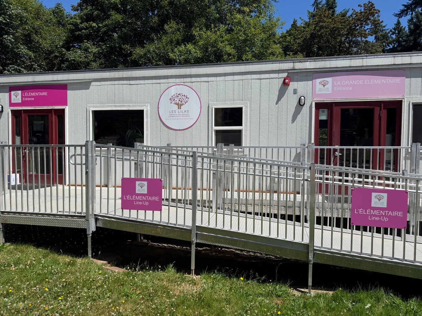 New School Identification and Wayfinding Signs for Les Lilas Montessori School - Kirkland, WA