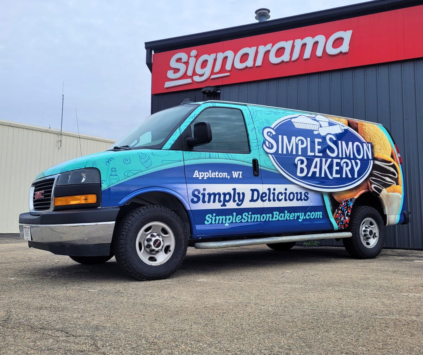 Vehicle: Simply Simon Bakery