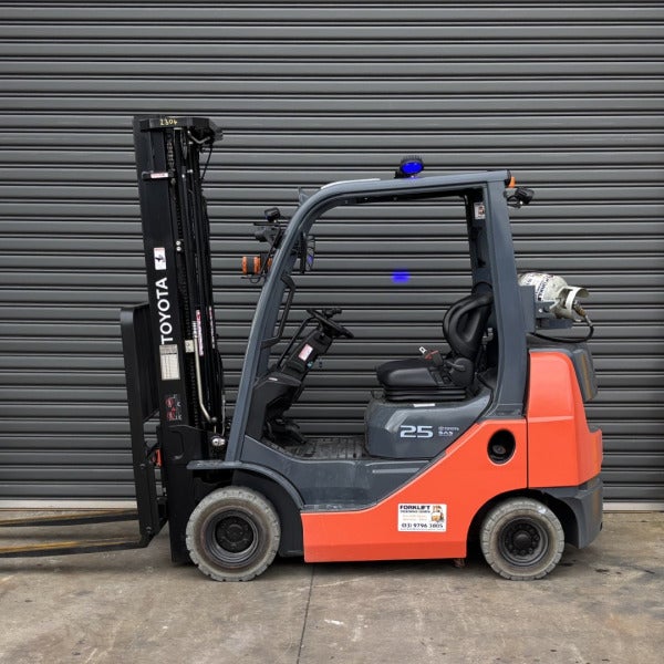Forklift Clearance Centre - Servicing