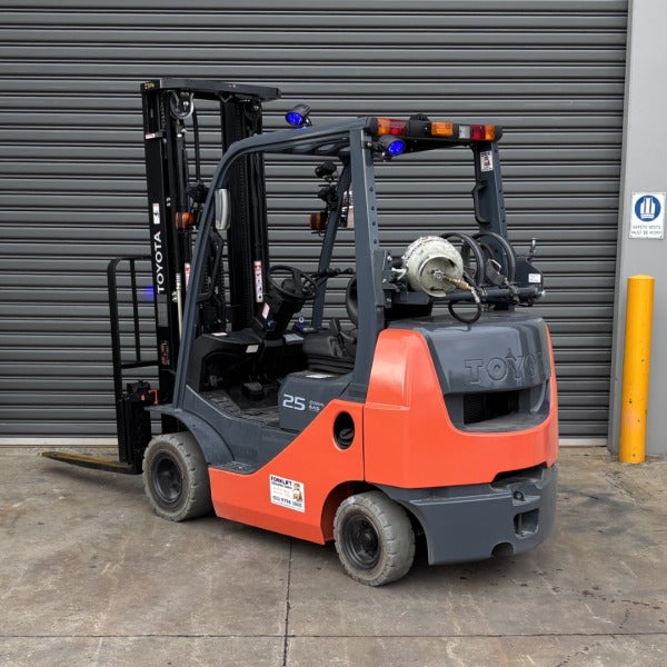 Used Toyota LPG Forklift #2304