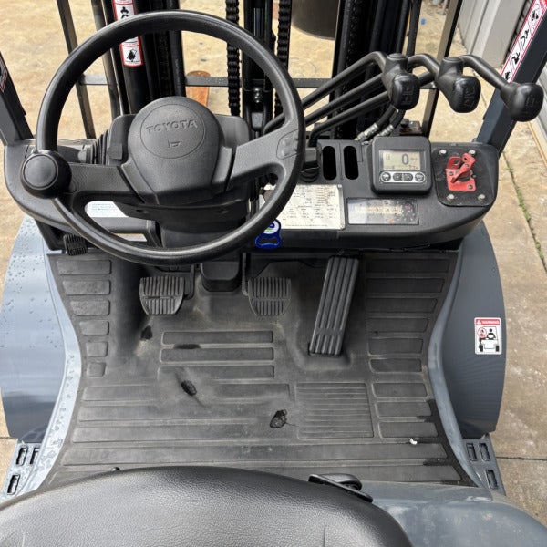 Used Toyota LPG Forklift #2329
