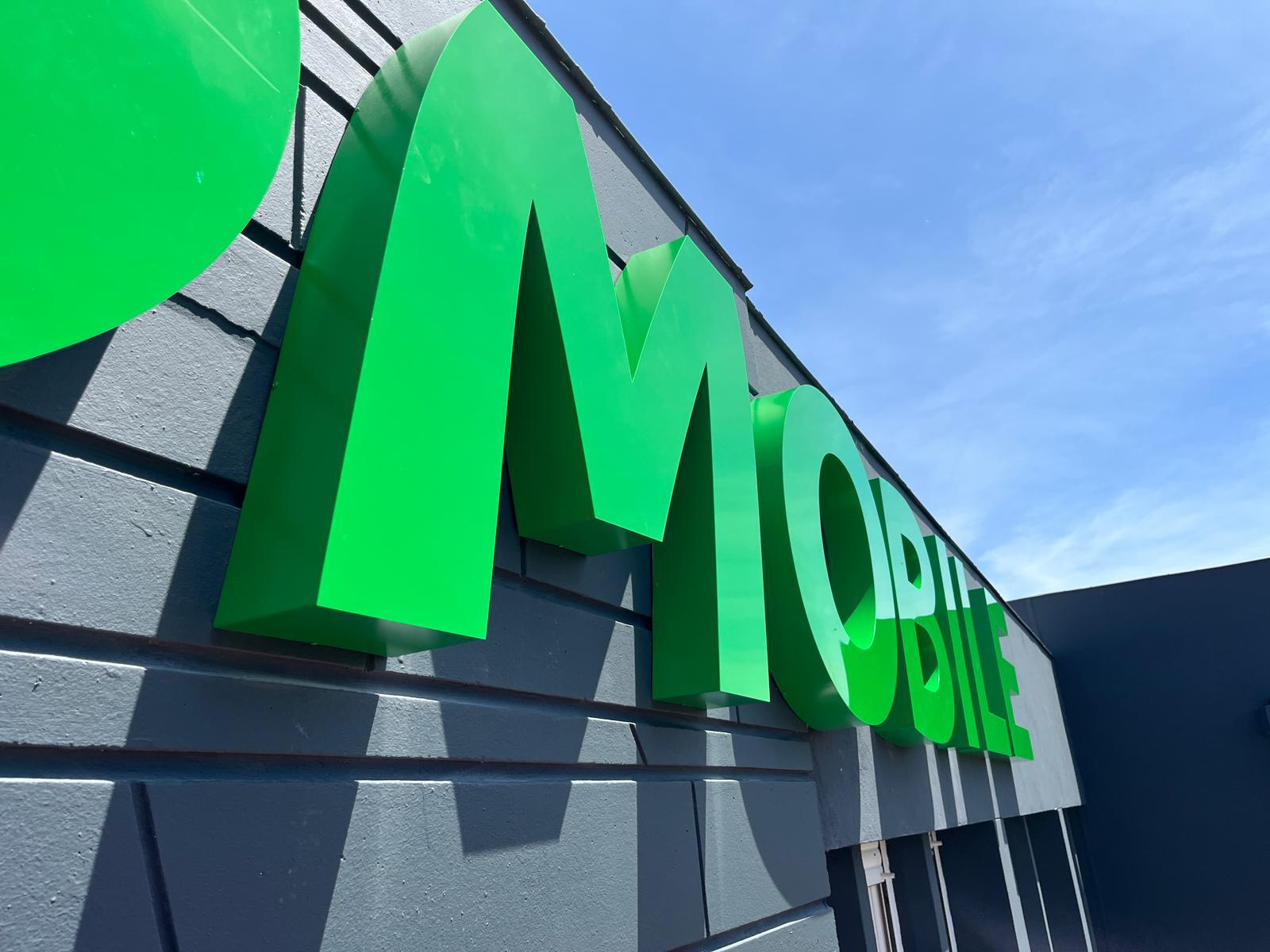 Enseigne de magasin sur mesure à Lyon Ouest