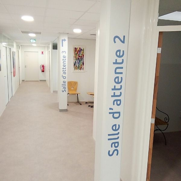 Signalétique intérieure bureau et entreprise