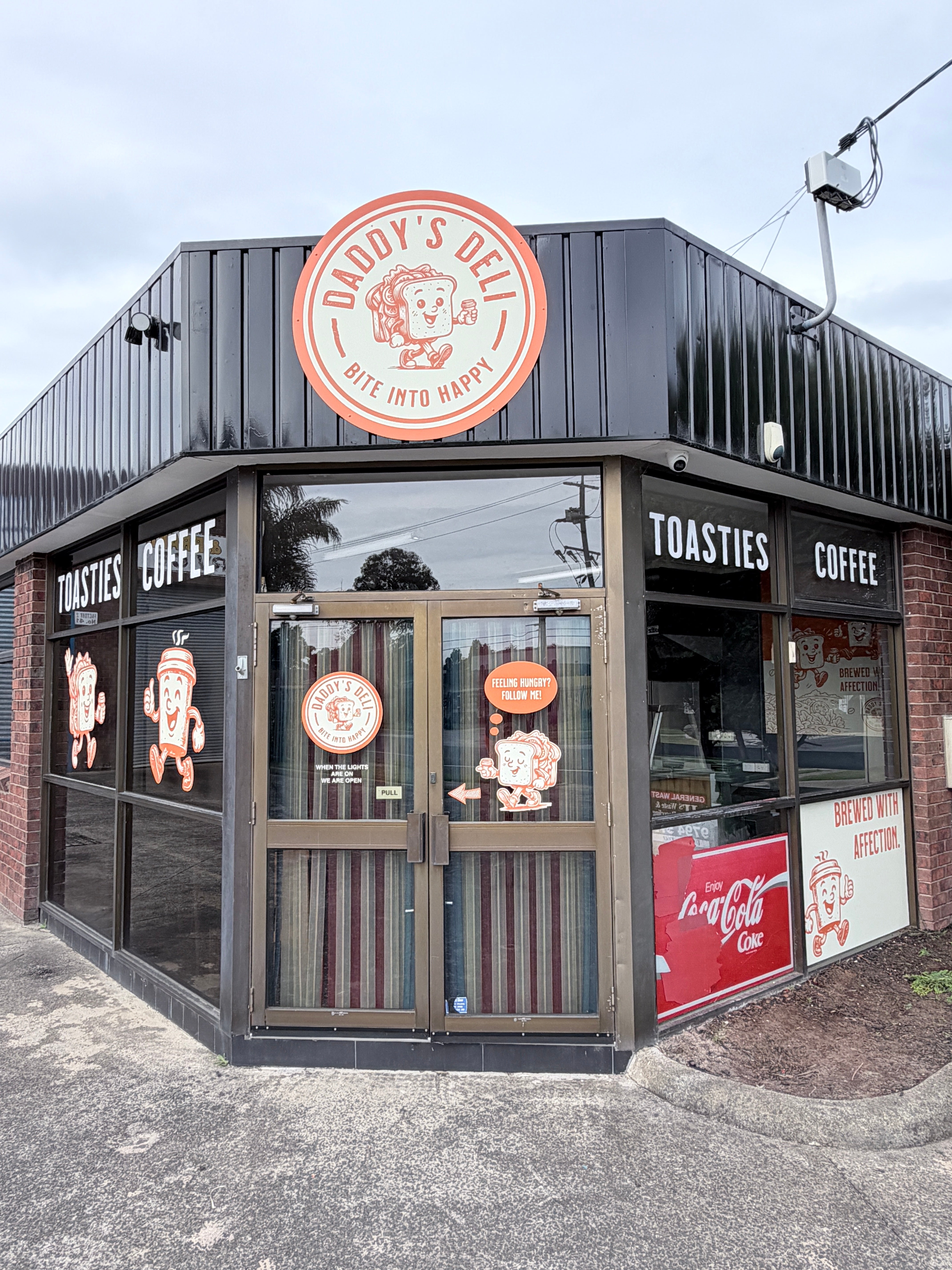 Daddy's Deli Custom ACP Sign & Window Graphics