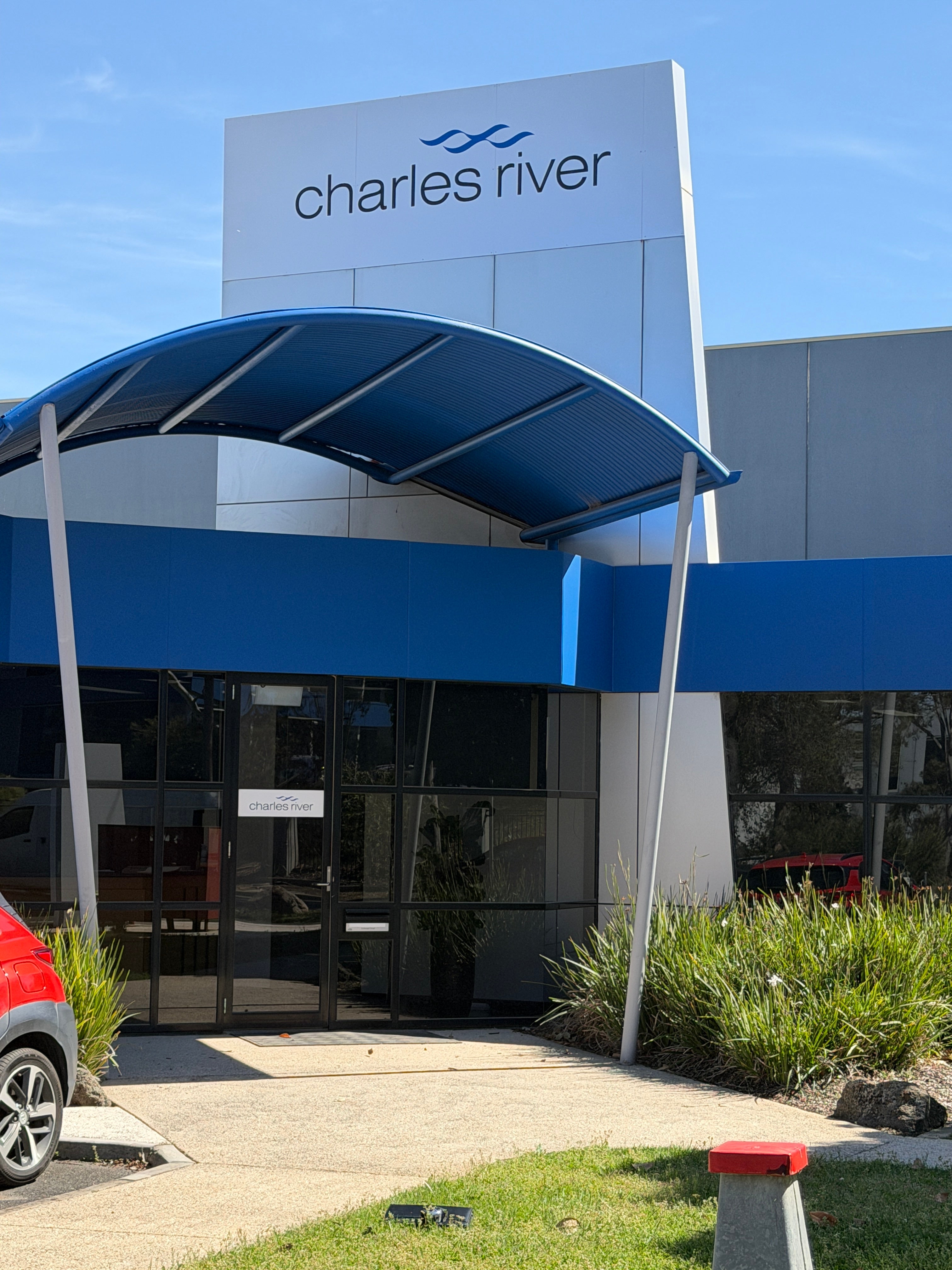 Reaching New Levels of Visibility with a Fresh Fascia Sign