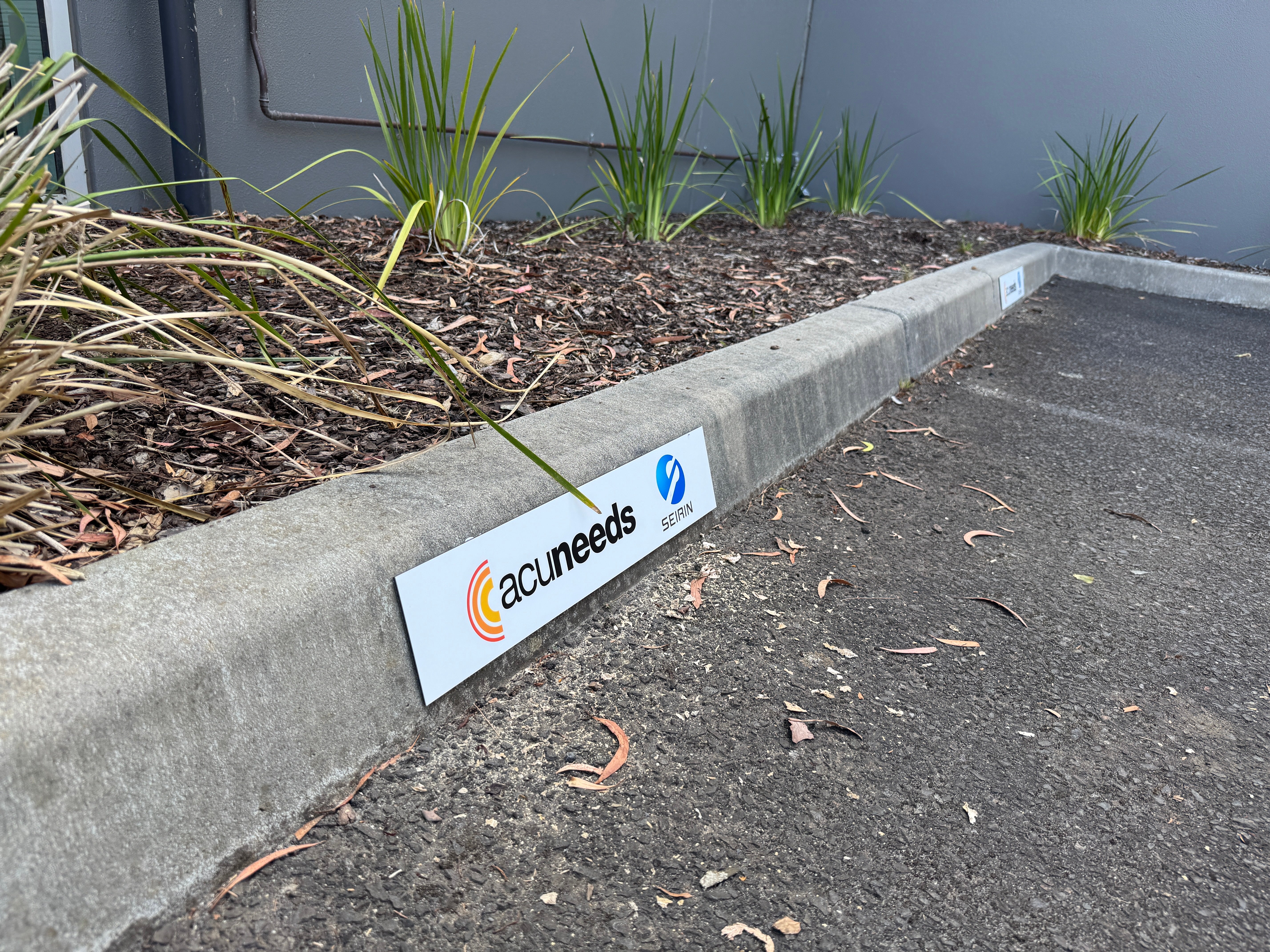 Make Parking Easier with Effective Car Park Signage