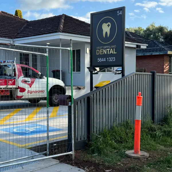 Post and Panel | Aluminum Composite Panel for an West Gippsland Dental | Signarama Mount Waverley
