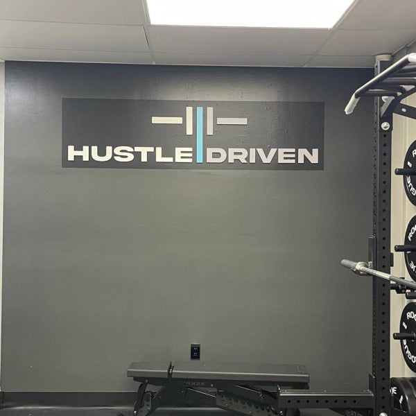 28293 Hustle Driven Wall