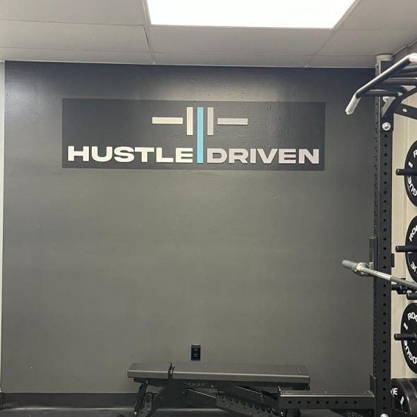 28293 Hustle Driven Wall