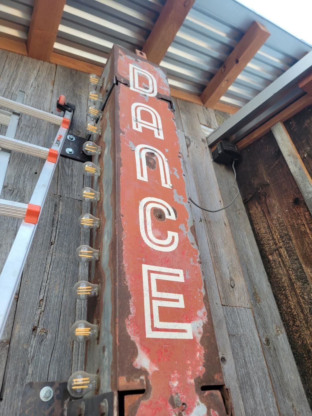 Rustic Stencil Painting
