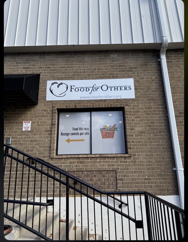Helping Fairfax Families: Signarama Installs Wayfinding Signs for Food for Others
