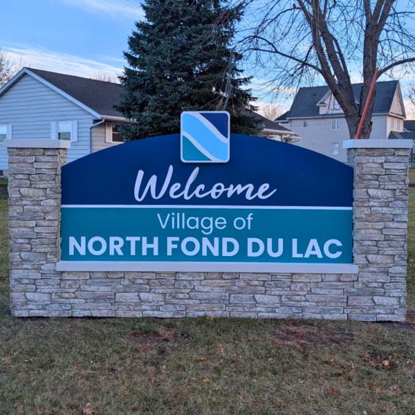 North Fond du Lac Monument Signs