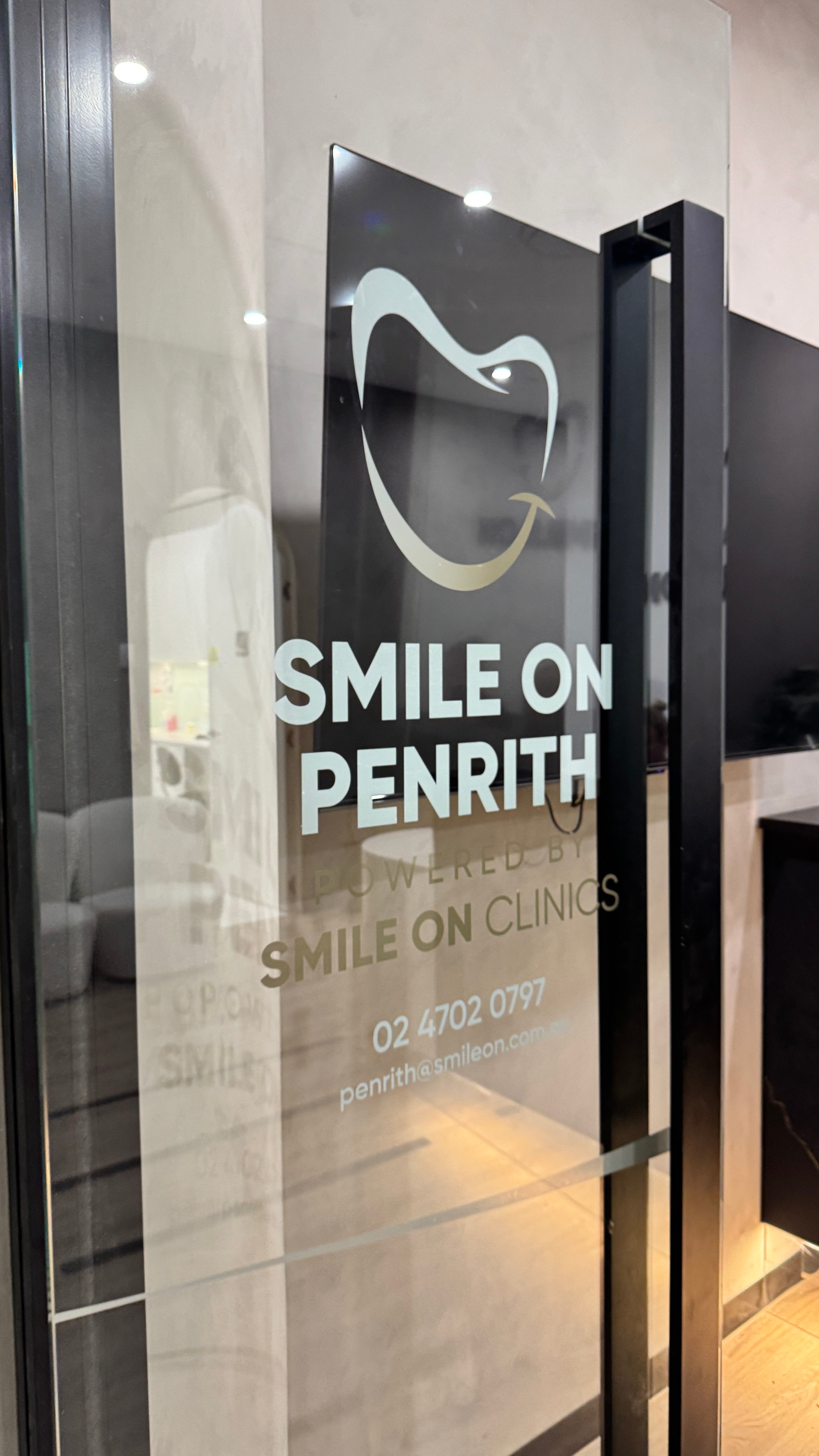 Smile On Clinics Making Headway Into Westfield: A Premium Multi-Store Activation by Signarama Erina