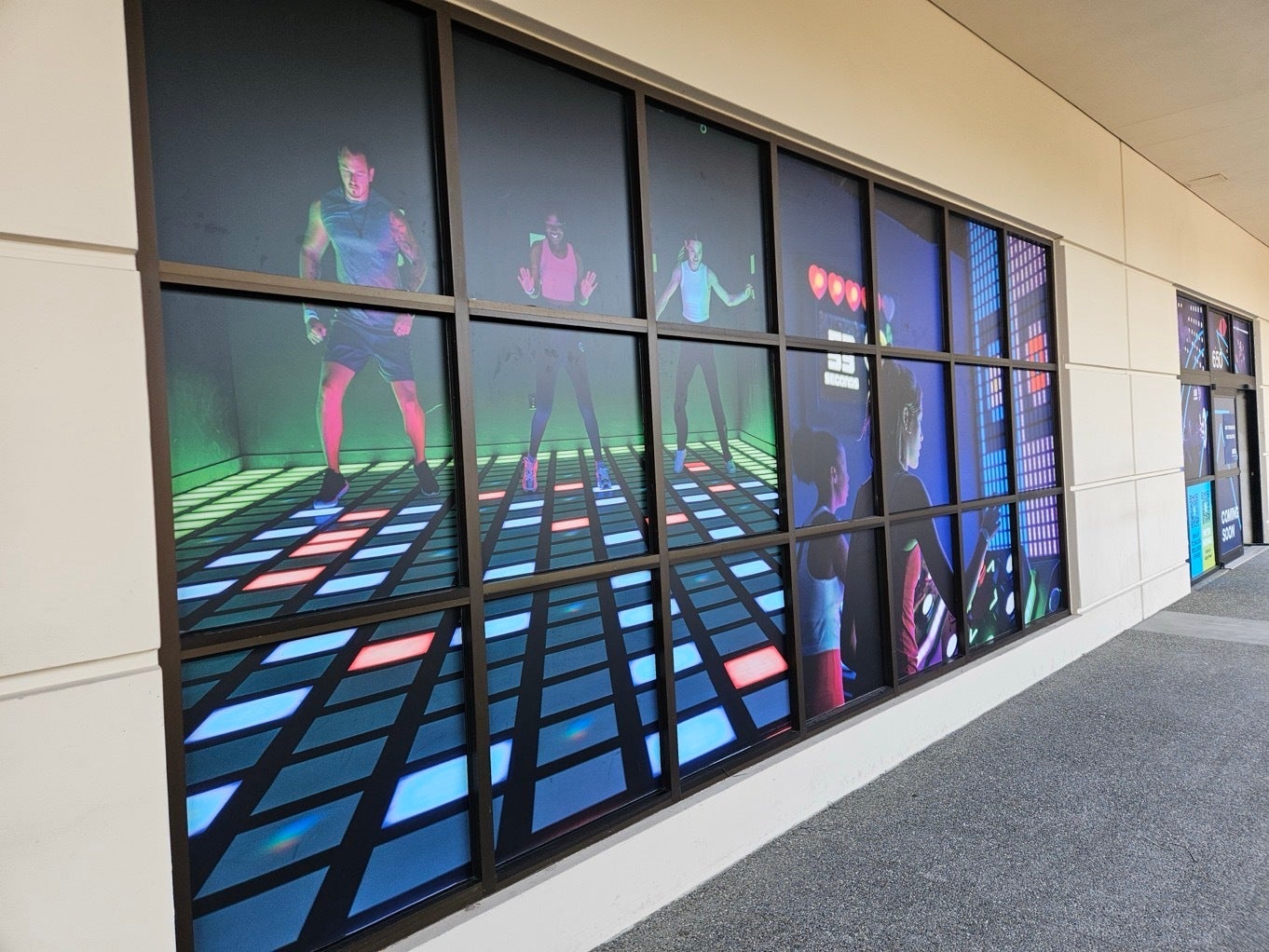 Windows Graphics Celebrate Activate Games Pre-Launch Retail Marketing - Tukwila, WA