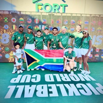 https://cdn.gorilladash.com/images/media/20151437/fully-promoted-usa-team-south-africa-square-692f1ca1ed466.jpg?auto=webp&crop=1%3A1%2Csmart&width=400