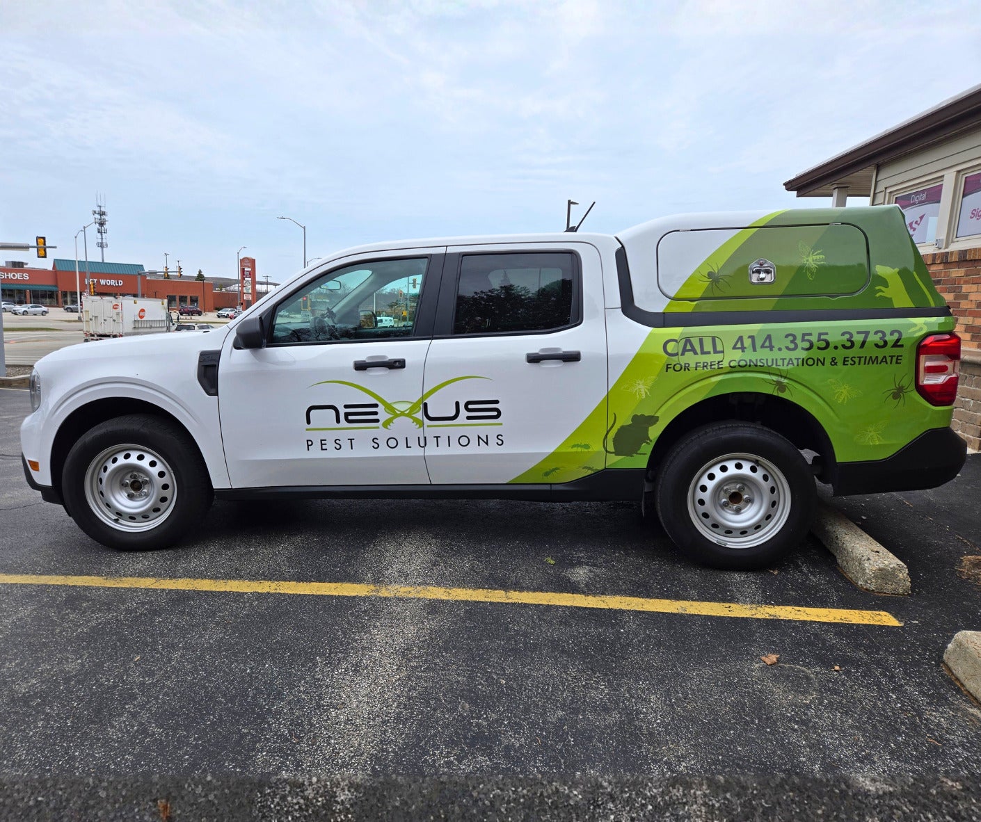 Fleet Graphics & Vehicle Branding: A Smart Way to Increase Visibility Year-Round