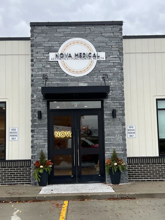 Building & Commercial Signs