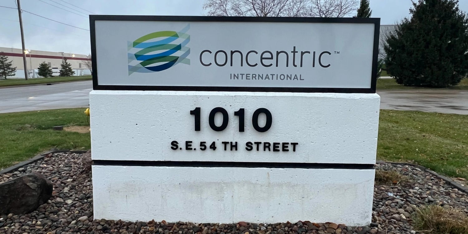 Freestanding & Standalone Signs