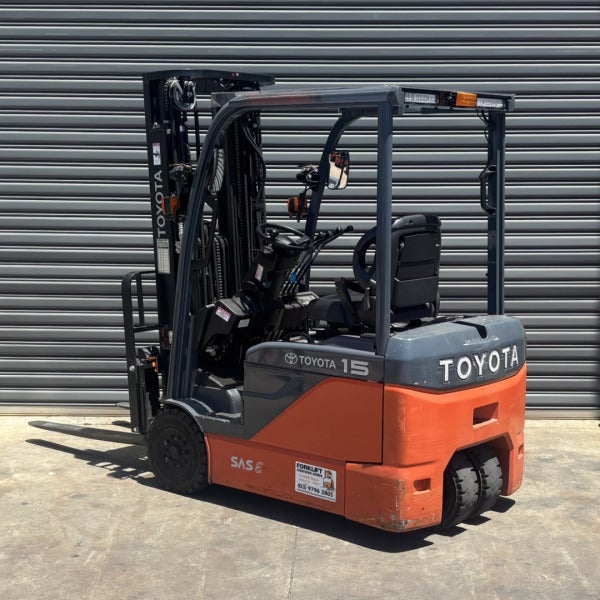 Used Toyota Electric Forklift #2331