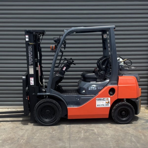 Used Toyota LPG Forklift #2330