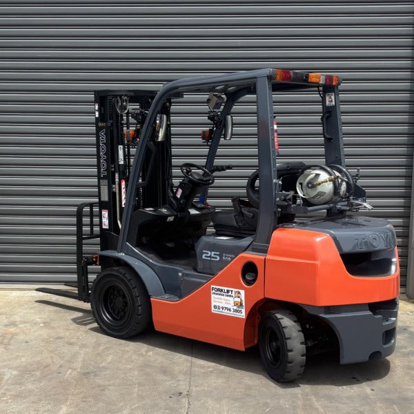 Used Toyota LPG Forklift #2330
