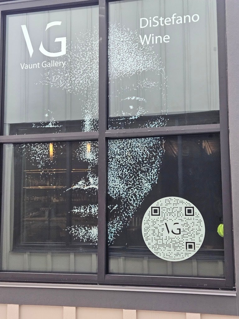 Window Graphics That Sell: Helping Retail Spaces Stand Out in Woodinville, WA