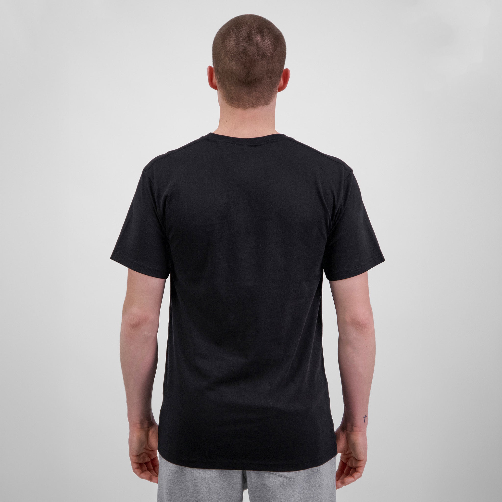 Basis Short Sleeve Tee