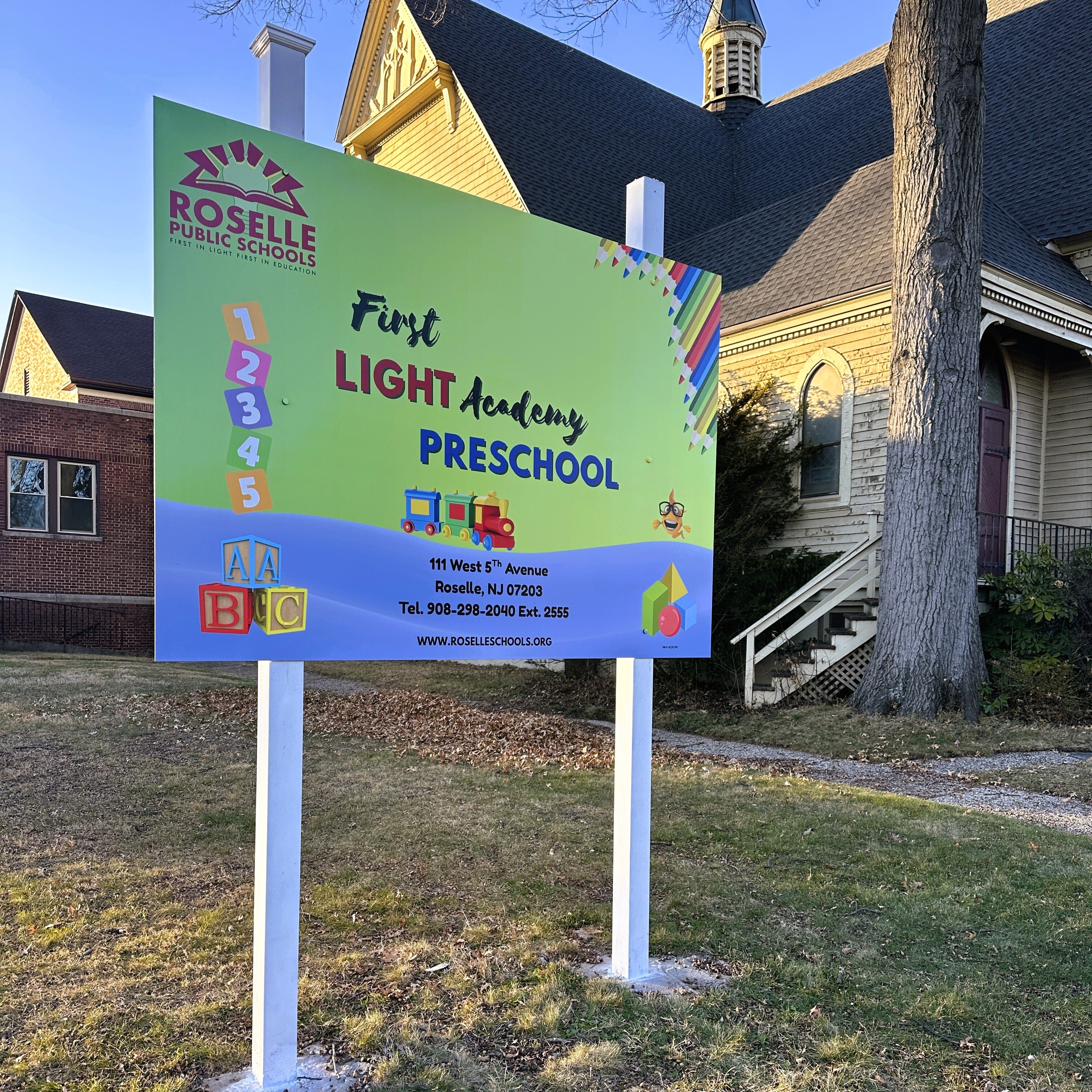Signs Come 1st When Opening A Business
