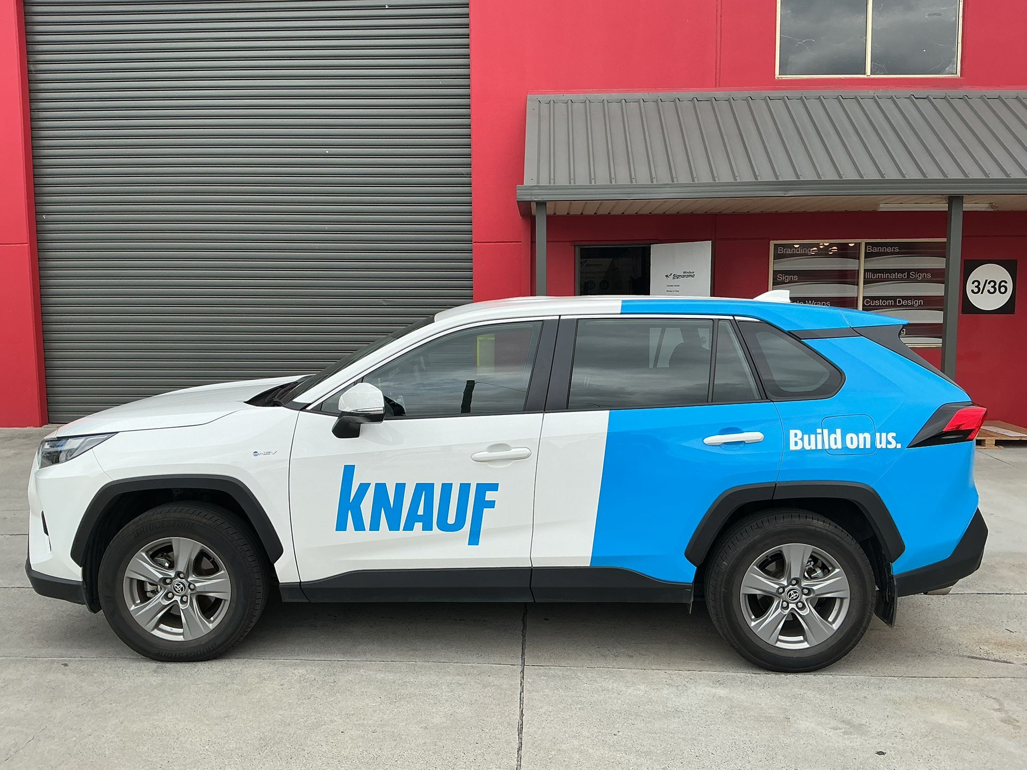 A Fresh New Car Wrap for Knauf — Branding That Moves