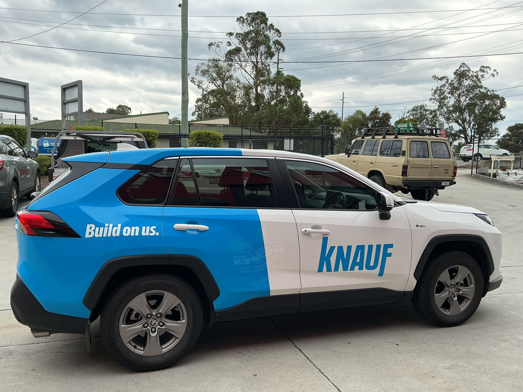 A Fresh New Car Wrap for Knauf — Branding That Moves